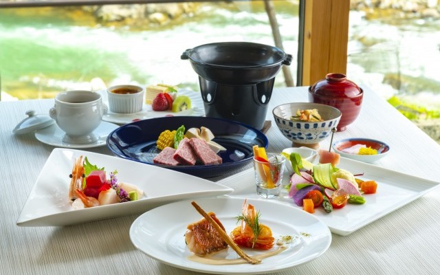 Oishiiyado Shikishima Jozankei Bettei