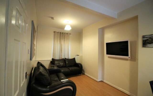 59 Woodvale Street Holiday Home