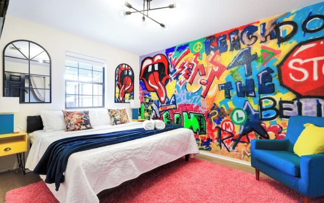 Graffiti and Glam Wonderland