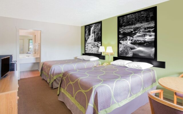 Super 8 Christiansburg