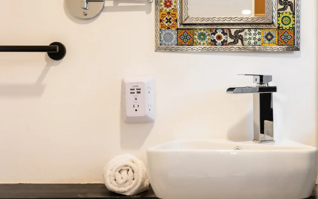 EssentialPXM Arkitainer ResidentialLofts