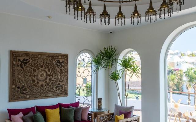 Fort Arabesque Resort, Spa & Villas