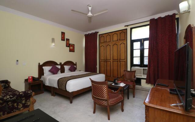 OYO 12311 Hotel Emerald