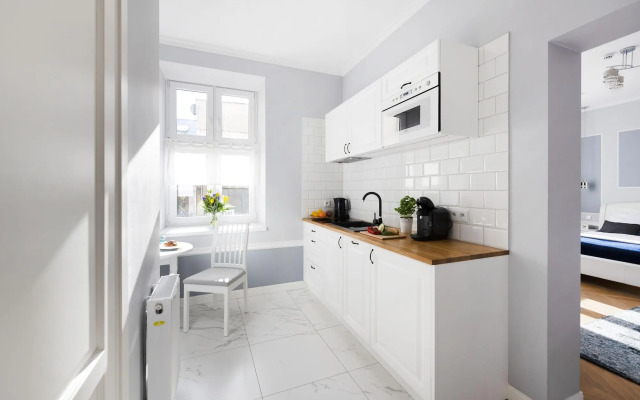 Main Square Apartments