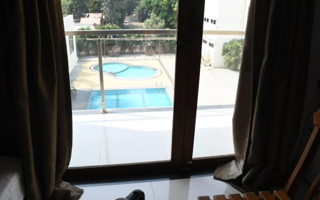 Hotel Pushpak Resort