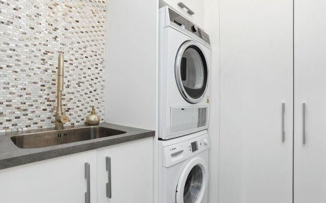 Park Residence on Basque