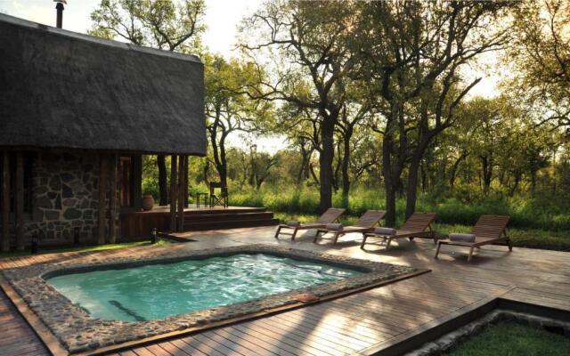 Black Rhino Game Lodge