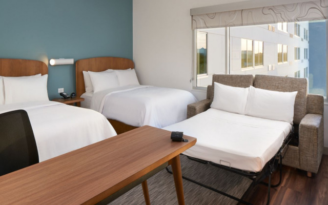 Element Orlando International Drive