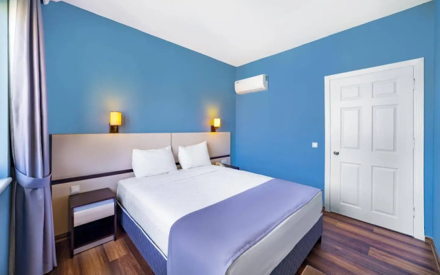 Royalisa City Apart Hotel