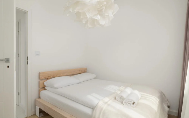 Trendy Apartment Katowice by Renters