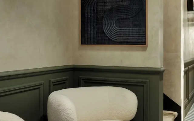 Leon Hotel-pigalle/suite-31