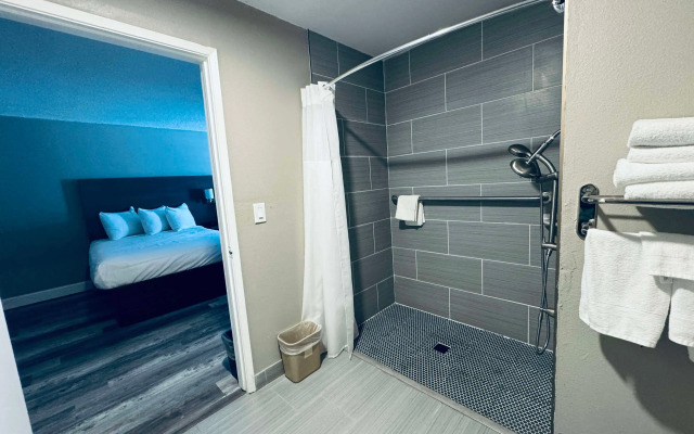 SureStay by Best Western Fresno Central