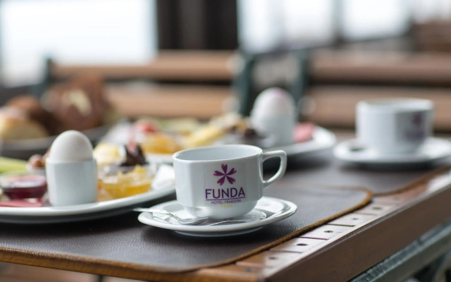 Funda Hotel