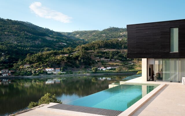 Feel Discovery Douro Cherry