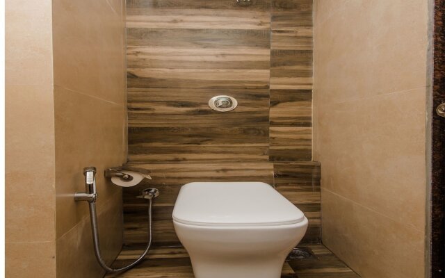 OYO 13614 Hotel Axis International