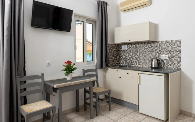Pefkos View Suites & Maisonette