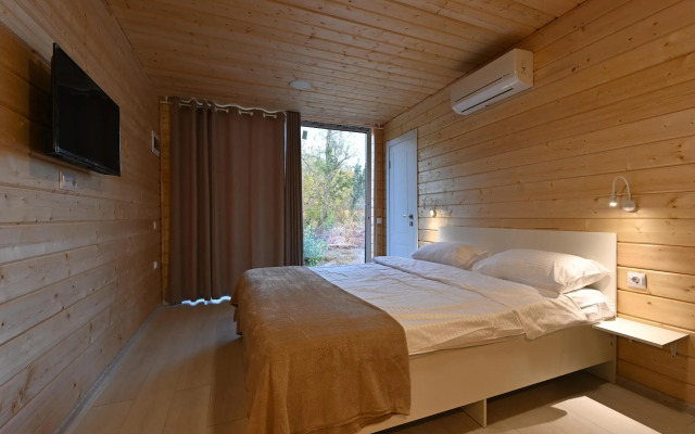 Река и Песок