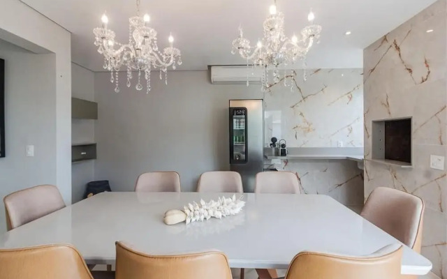 Excelente Cobertura Jurerê com Jacuzzi