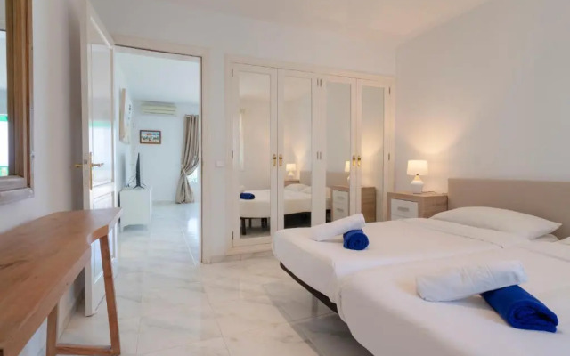 Golf y Mar Suites