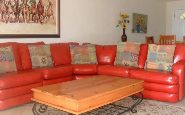 Delphin 504 - 2 Br Condo