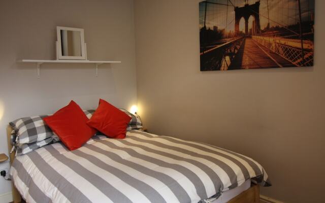 York Road Apartment