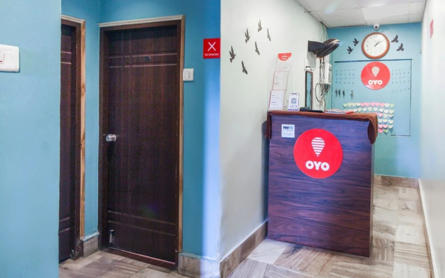 OYO Flagship 14224 Happy Guest house
