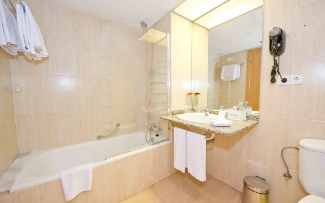 Aparthotel Atenea Valles
