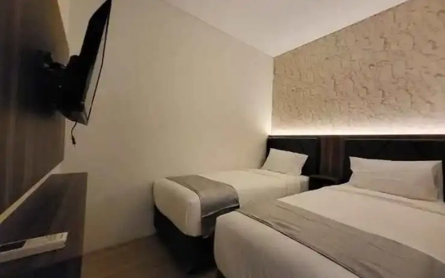 Grand Plaza Boutique Hotel