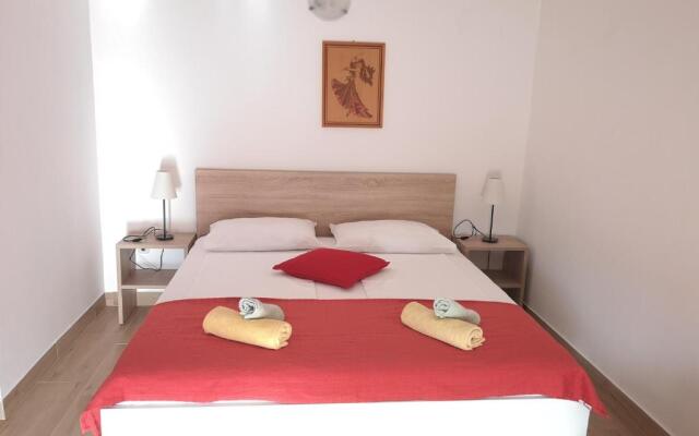 Apartments Mareta