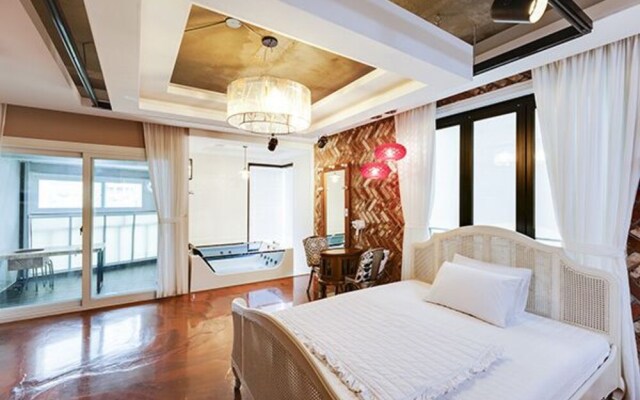 Gyeongju 20th Street Spa Pension