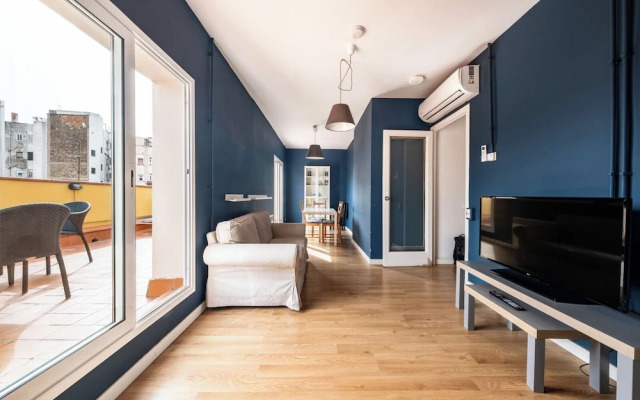 AinB Barcelona Sants Apartments