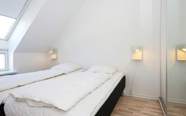 2 Person Holiday Home in Hejls