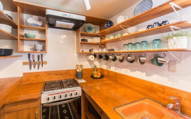 Boutique Chalet sleeps 10 - Wasabi Wonderland