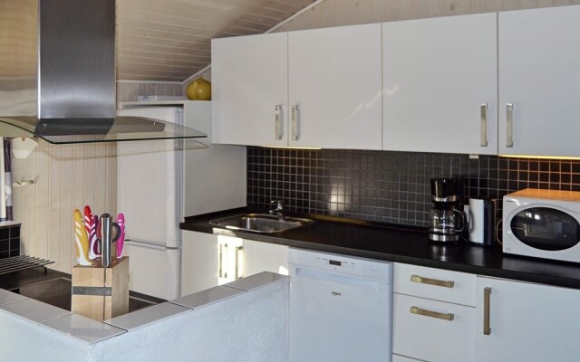 Modern Holiday Home in Fanø With Private Whirlpool