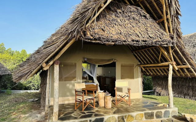 Mwazaro Beach Lodge