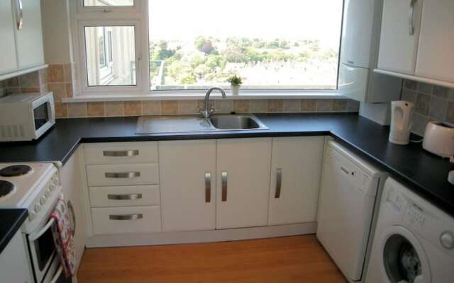 Croft Court 72