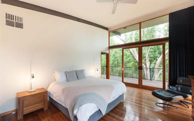 Elements - Echuca Holiday Homes