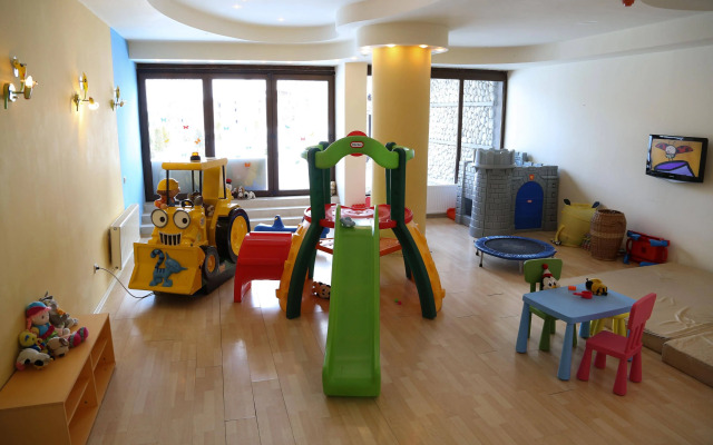Mountain Paradise by Walnut Trees Apart hotel