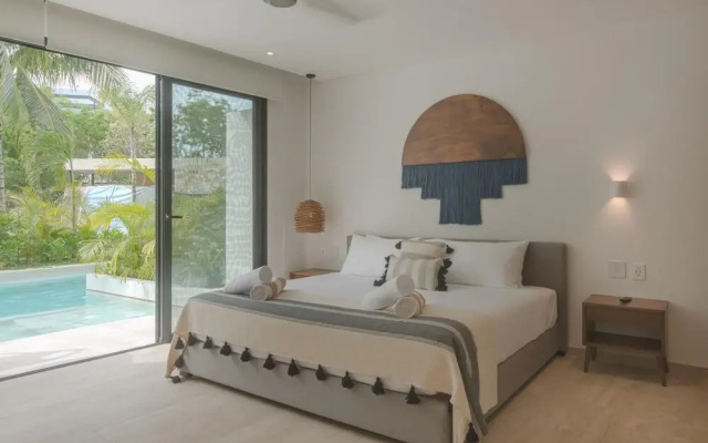 Modern Stunning Studio Swim-up Pool Fully-equipped Gym, Tulum