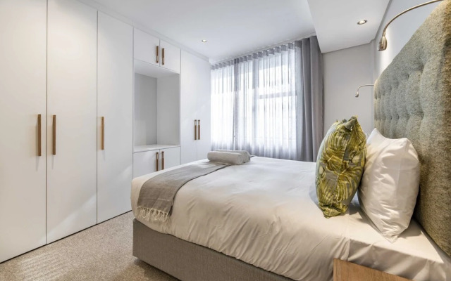 605 The Cosmopolitan Views and Location