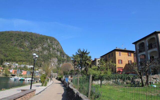 Lungolago