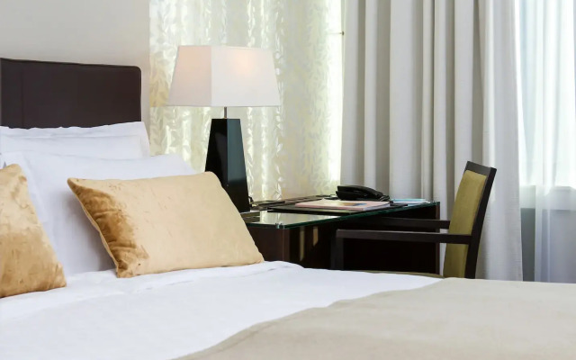 Elite Eden Park Hotel