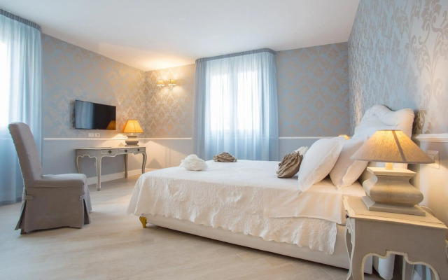 Marina Holiday Resort & Spa