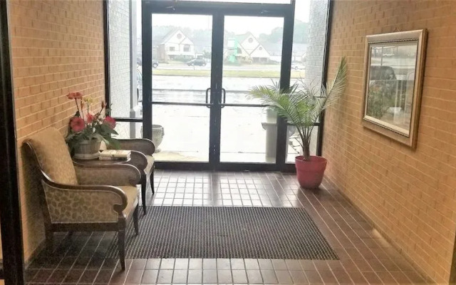 Madison Inn and Suites