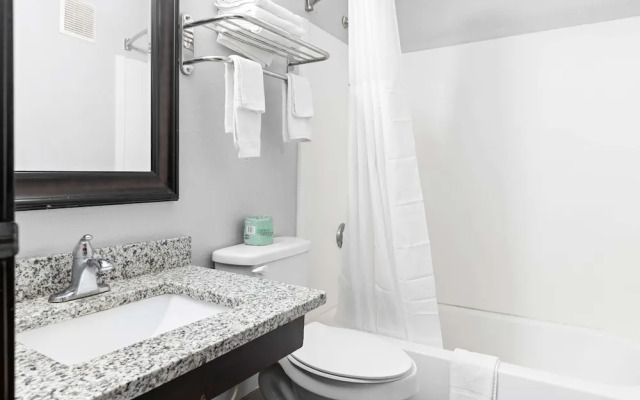 Rodeway Inn Savannah