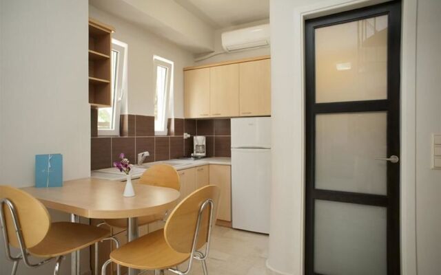 Kalamaki Mare Suites