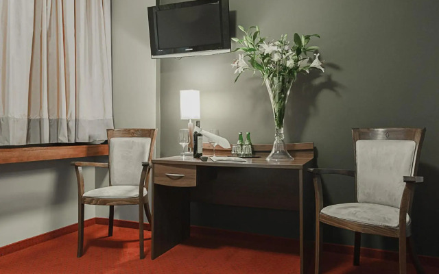 mHotel