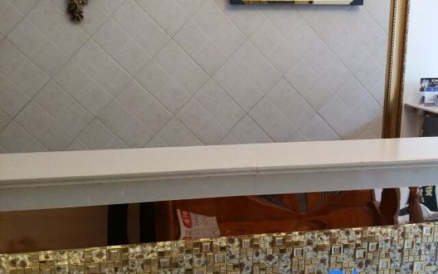 Yancheng Innovative Hotel