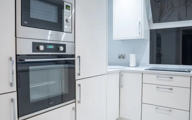 Stunning 2-bed Ground Floor Flat in Birmingham
