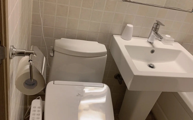 Changwon AT Business Hotel